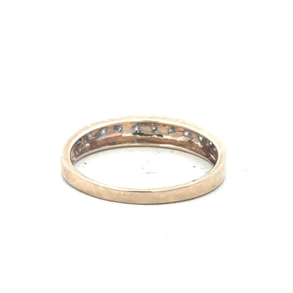 9ct yellow gold diamond ring in size Q, featuring a sparkling diamond and a classic band design.