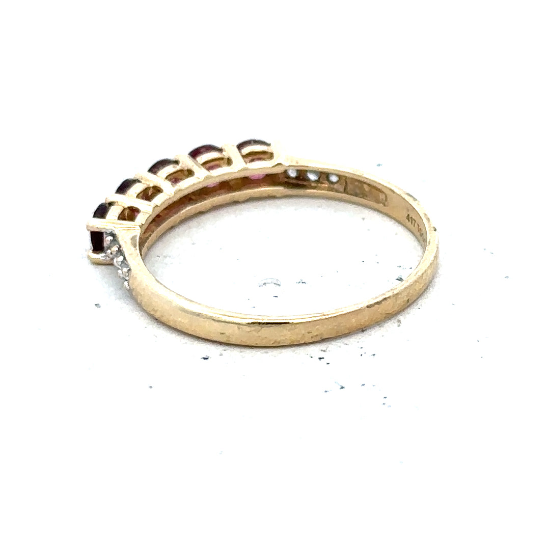 9ct yellow gold diamond ring size R1/2, unbranded jewelry with sparkling diamonds and a polished gold band.