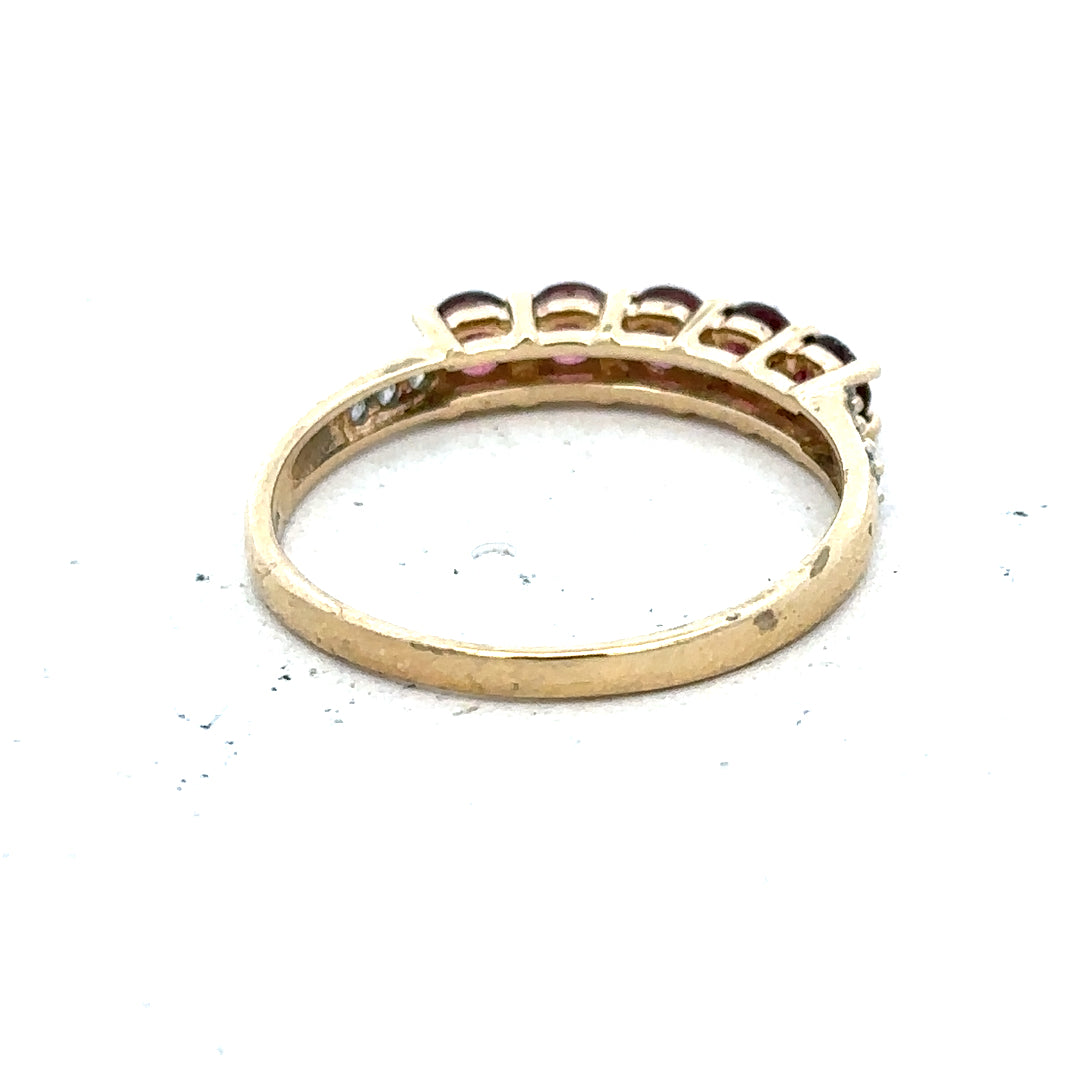 9ct yellow gold diamond ring in size R1/2 with sparkling diamonds, classic design, unbranded jewelry.