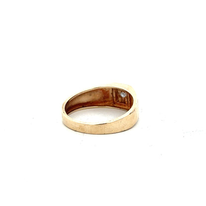 9ct yellow gold diamond ring size T with sparkling diamonds, showcasing a elegant jewelry design.