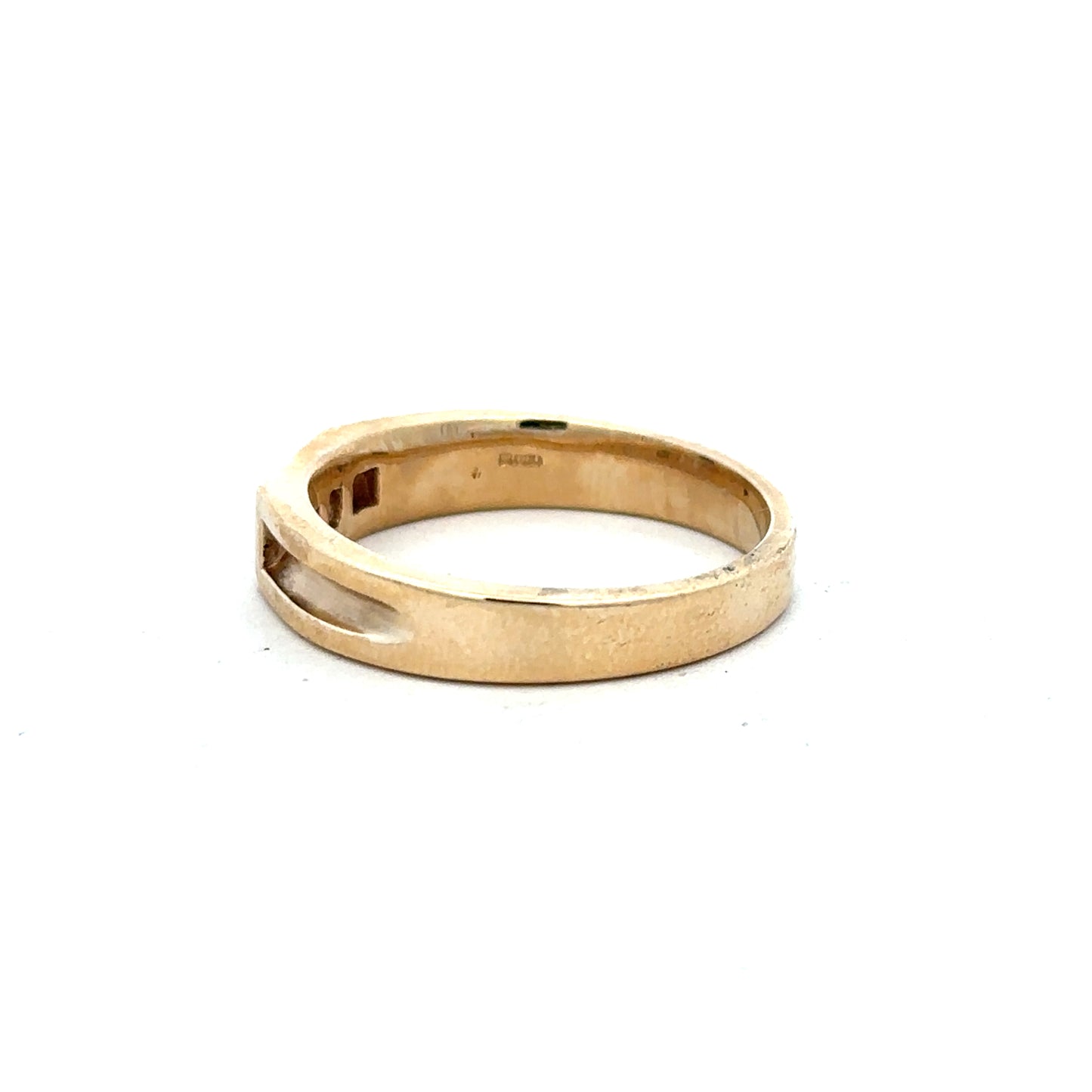 9ct yellow gold diamond ring in size Y featuring sparkling diamonds, unbranded jewelry accessory with elegant design.