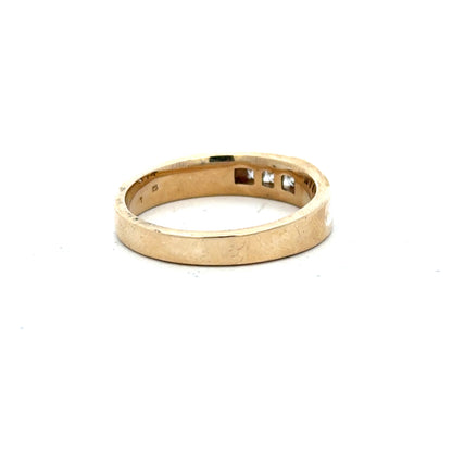 9ct yellow gold diamond ring in size Y featuring sparkling diamonds and a sleek design.