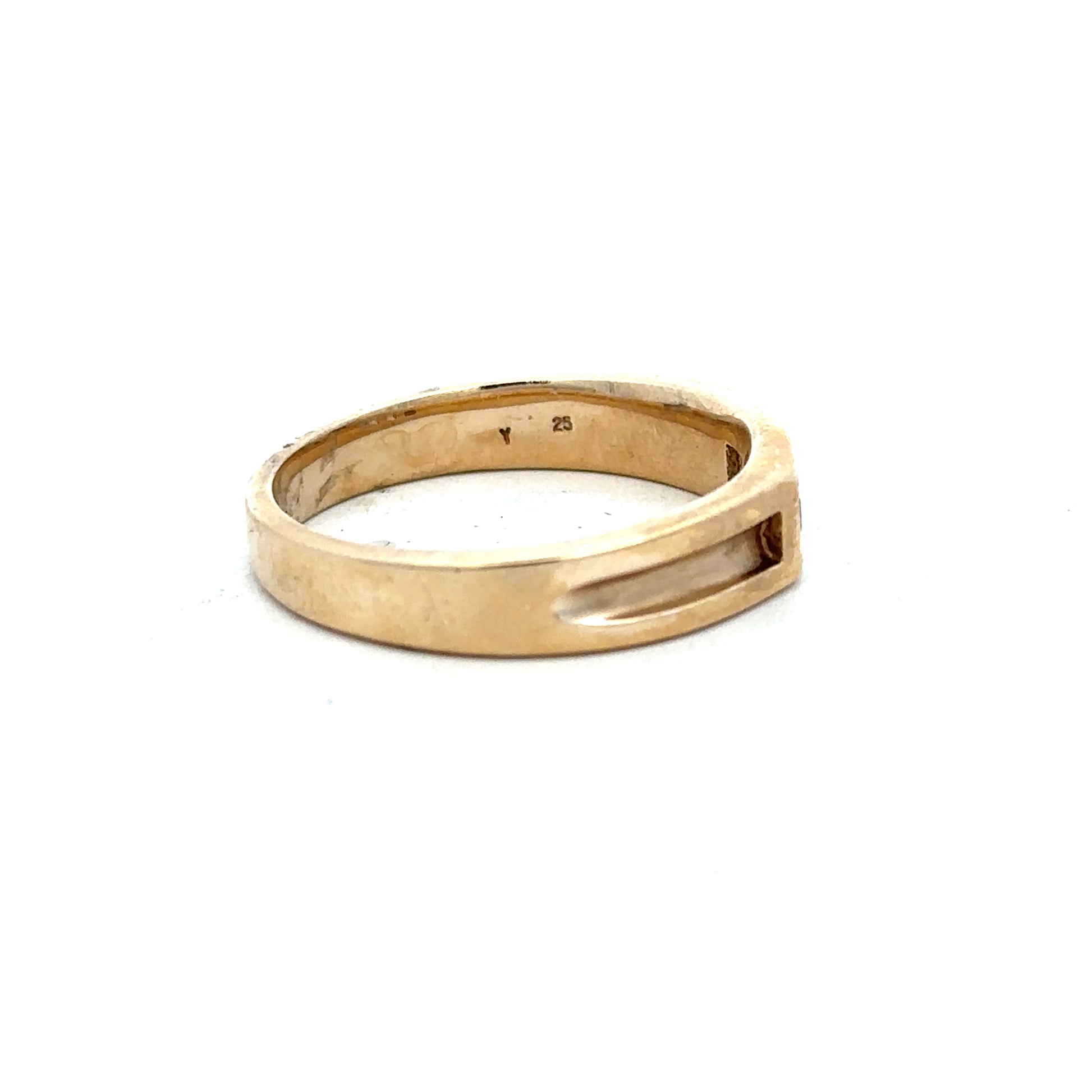 9ct yellow gold diamond ring in size Y with sparkling diamonds, showcasing elegant jewelry craftsmanship.