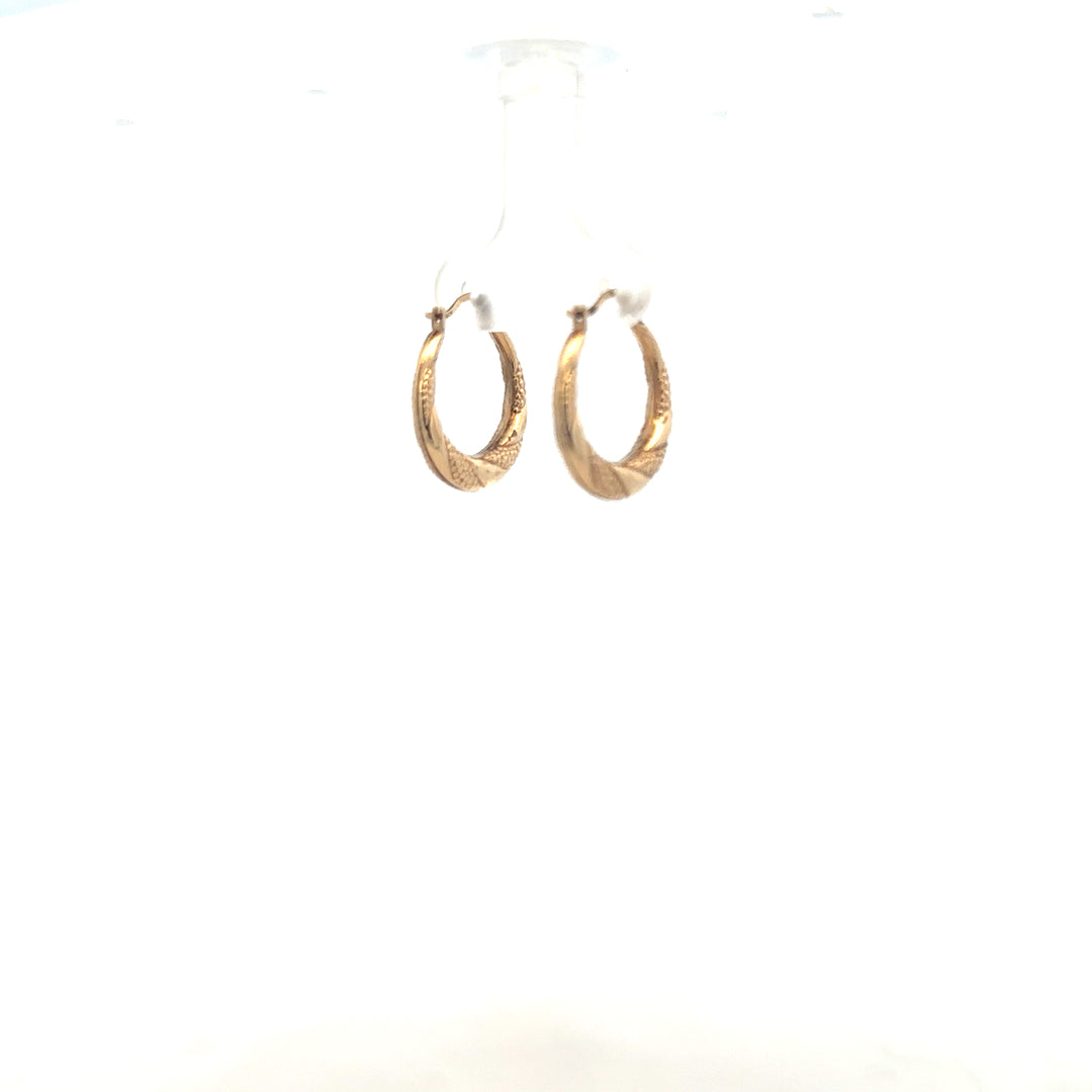 9ct yellow gold earrings weighing 0.8g, stylish jewelry with a classic design, perfect for everyday wear or special occasions.