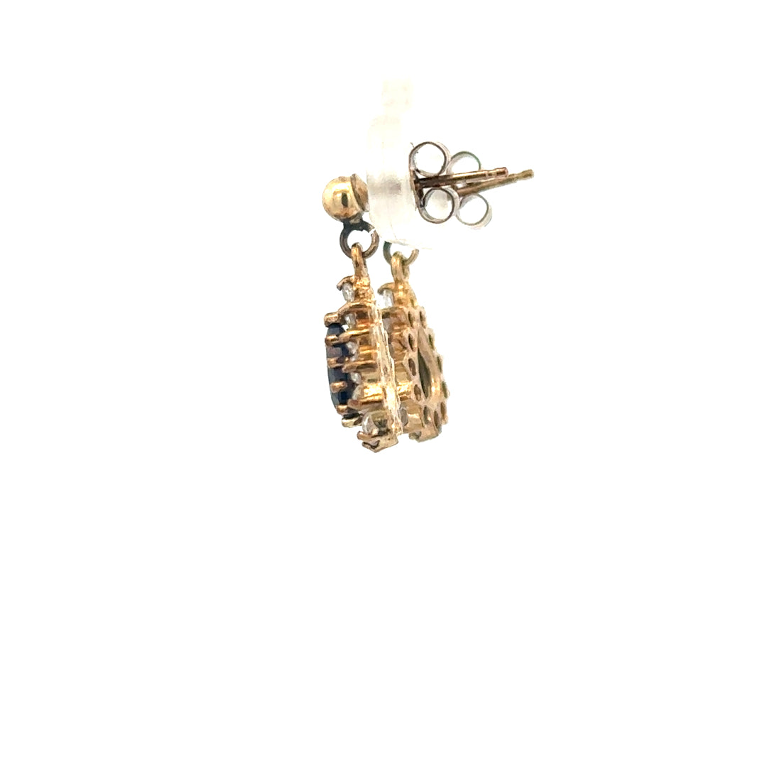 9ct yellow gold earrings weighing 1.8g, stylish jewelry accessory with simple, elegant design.