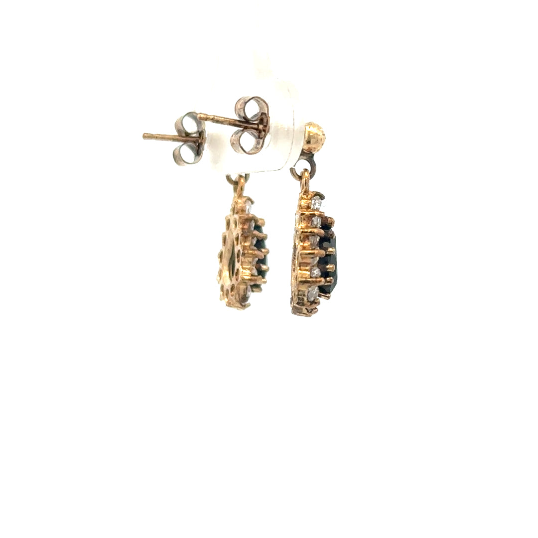 9ct yellow gold earrings weighing 1.8g, featuring simple and elegant design, ideal for everyday wear.