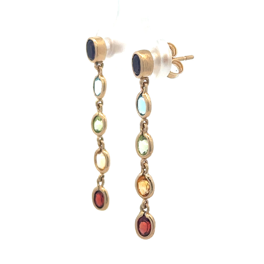 9ct yellow gold earrings weighing 2.1g, featuring a simple and elegant design, unbranded jewelry.