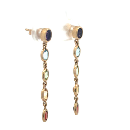 9ct yellow gold earrings weighing 2.1g, featuring simple and elegant design, unbranded jewelry accessory.