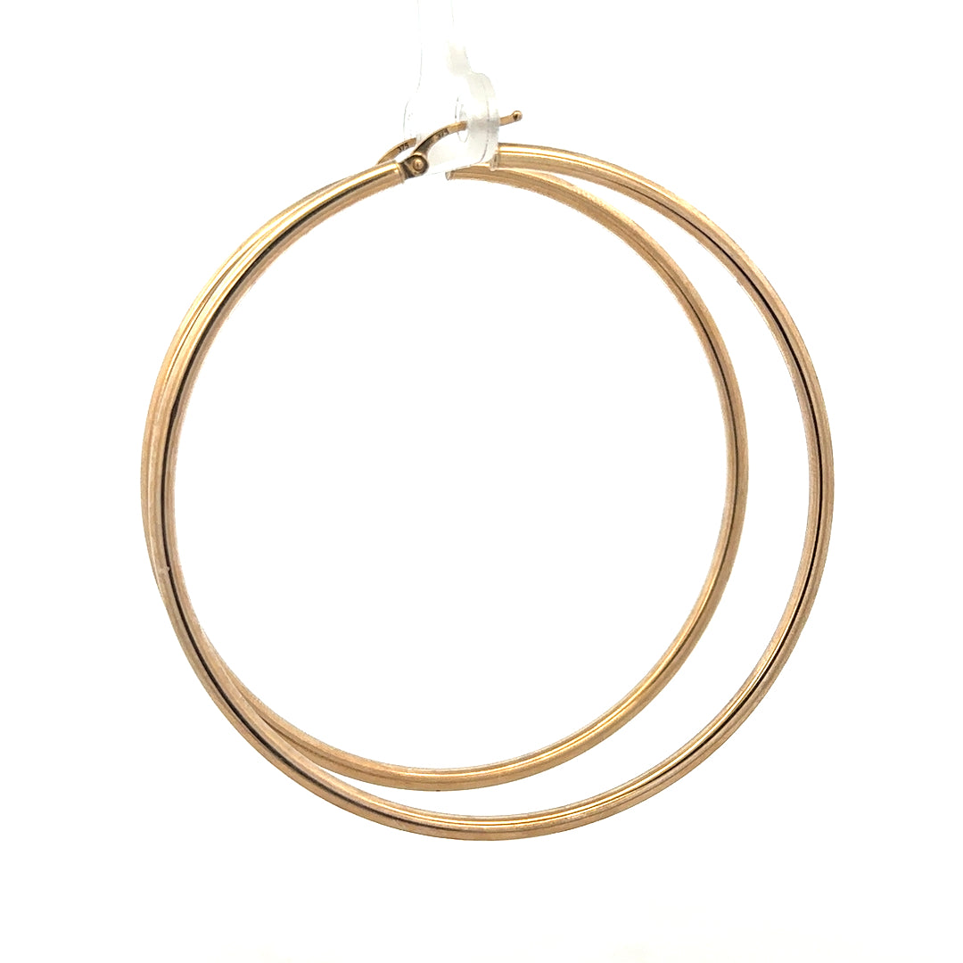 9ct yellow gold earrings weighing 3.4g, stylish and elegant jewelry piece with a classic design, suitable for everyday wear.