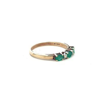 9ct yellow gold ring with emerald and diamond accents, size T, featuring intricate design and sparkling gemstones.