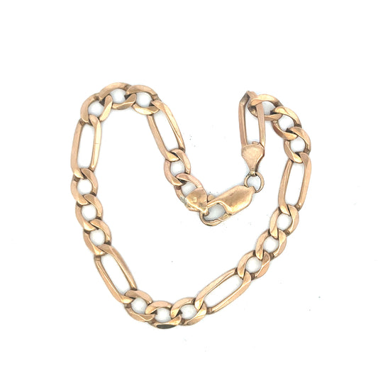 9ct yellow gold Figaro bracelet weighing 11.9g, featuring classic interlinked chain design, unbranded jewelry accessory