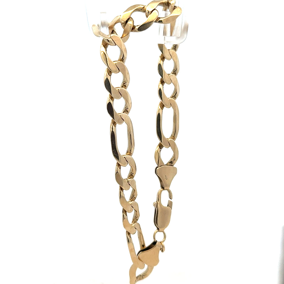 9ct yellow gold figaro bracelet weighing 20.1g, featuring linked chain design, unbranded jewelry accessory.
