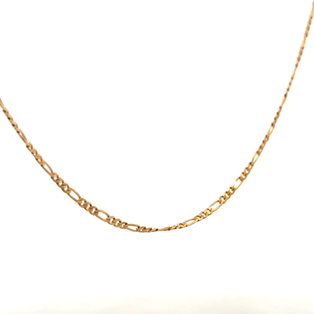 9ct yellow gold Figaro chain weighing 3.7g, featuring linked oval and round links, unbranded jewelry accessory.