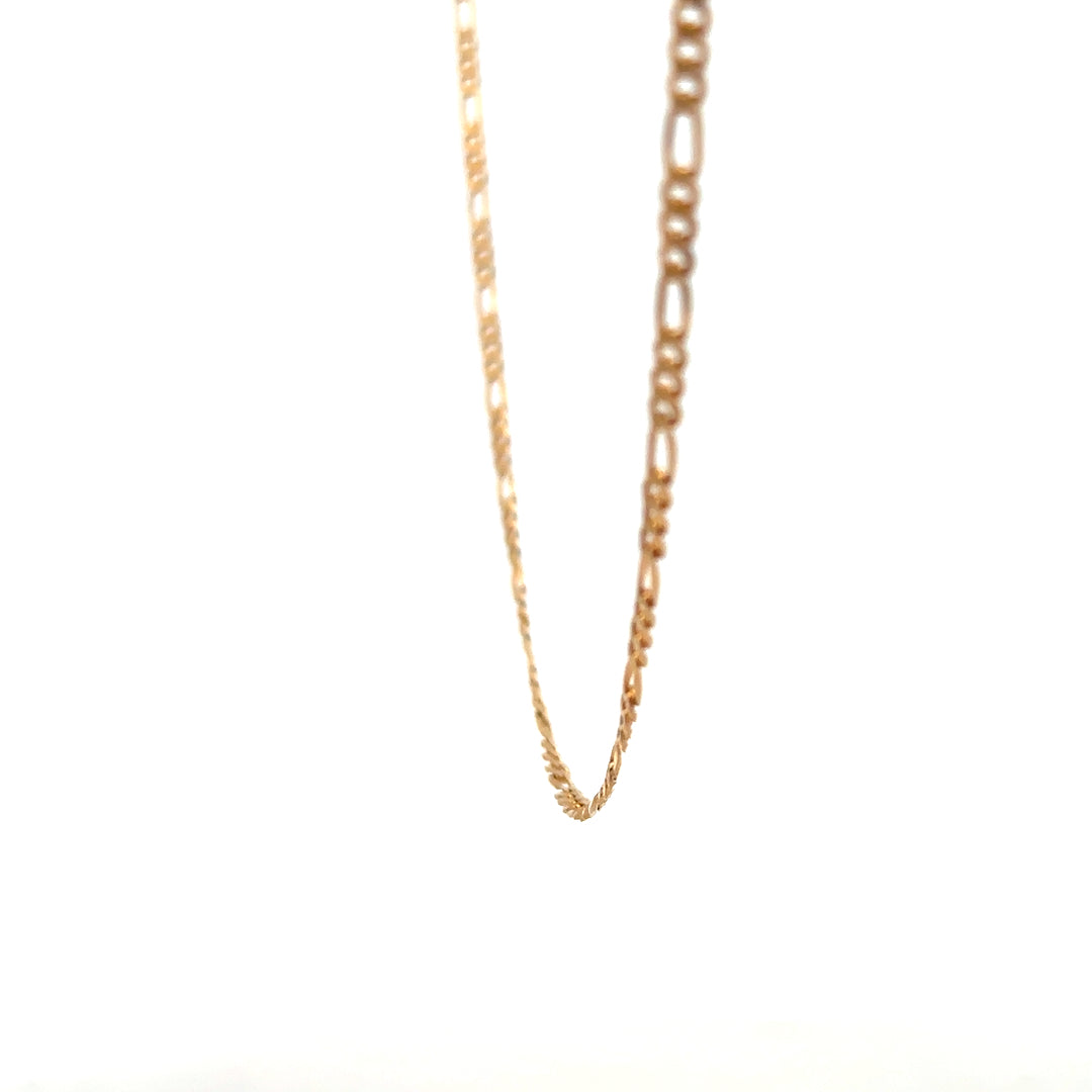 9ct yellow gold Figaro chain weighing 3.7g, featuring classic linked design, unbranded jewelry accessory.