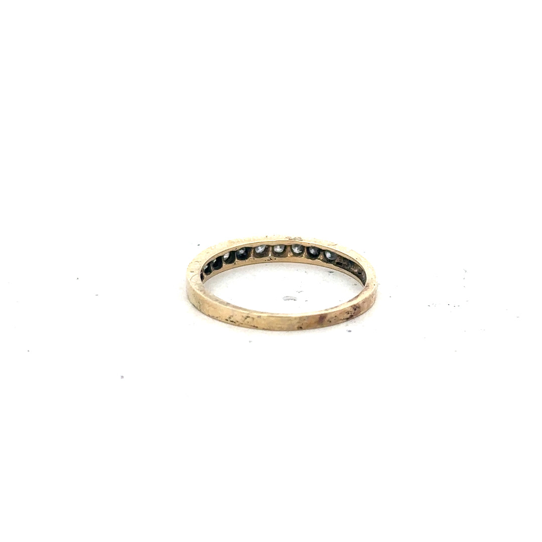 9ct yellow gold half eternity diamond ring in size N with small sparkling diamonds, unbranded jewelry.