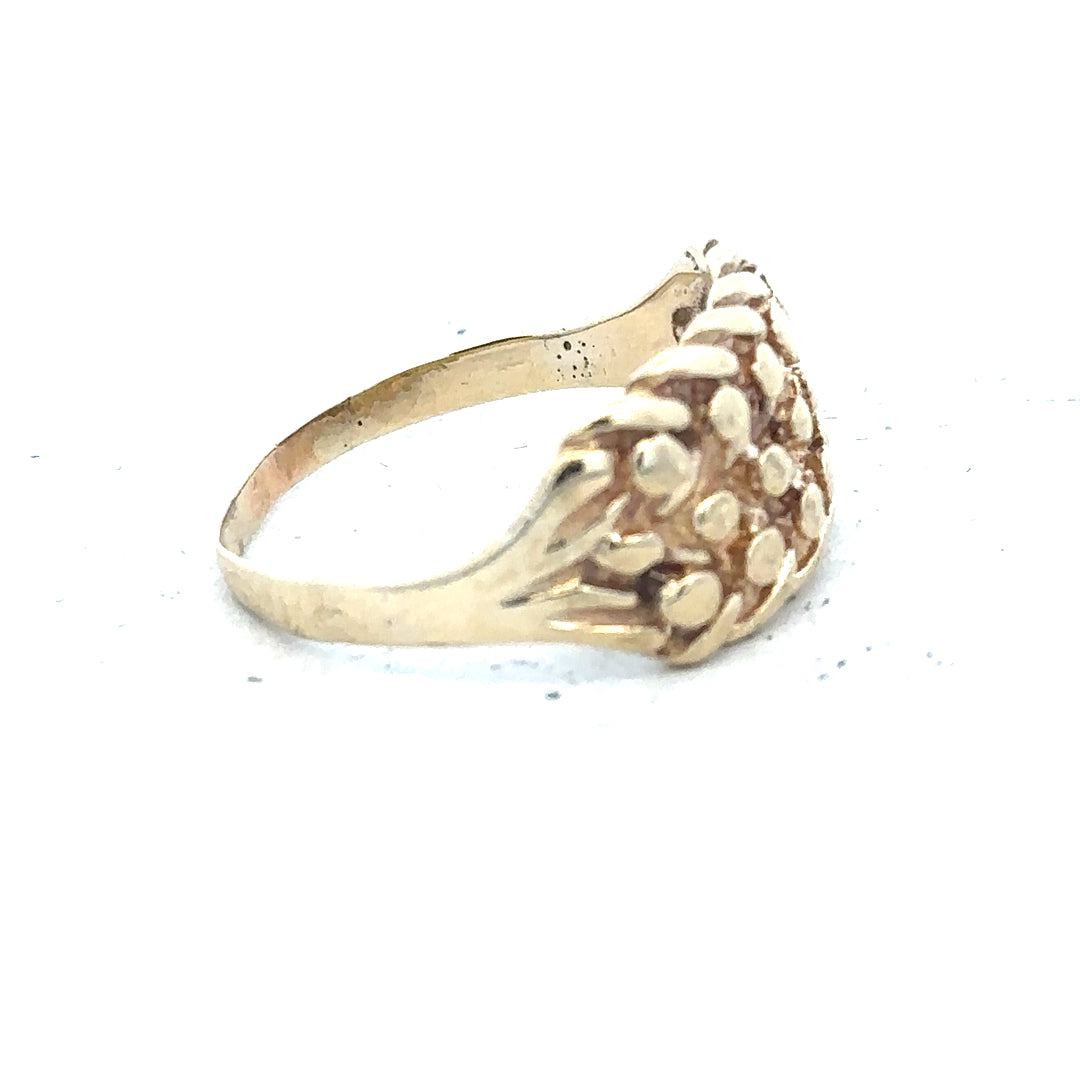 9ct yellow gold keeper ring in size P 1/2, showcasing a smooth band and secure setting, unbranded jewelry piece.
