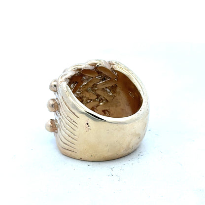 9ct yellow gold keeper ring in size W, unbranded, featuring a simple band with a secure keeper design.