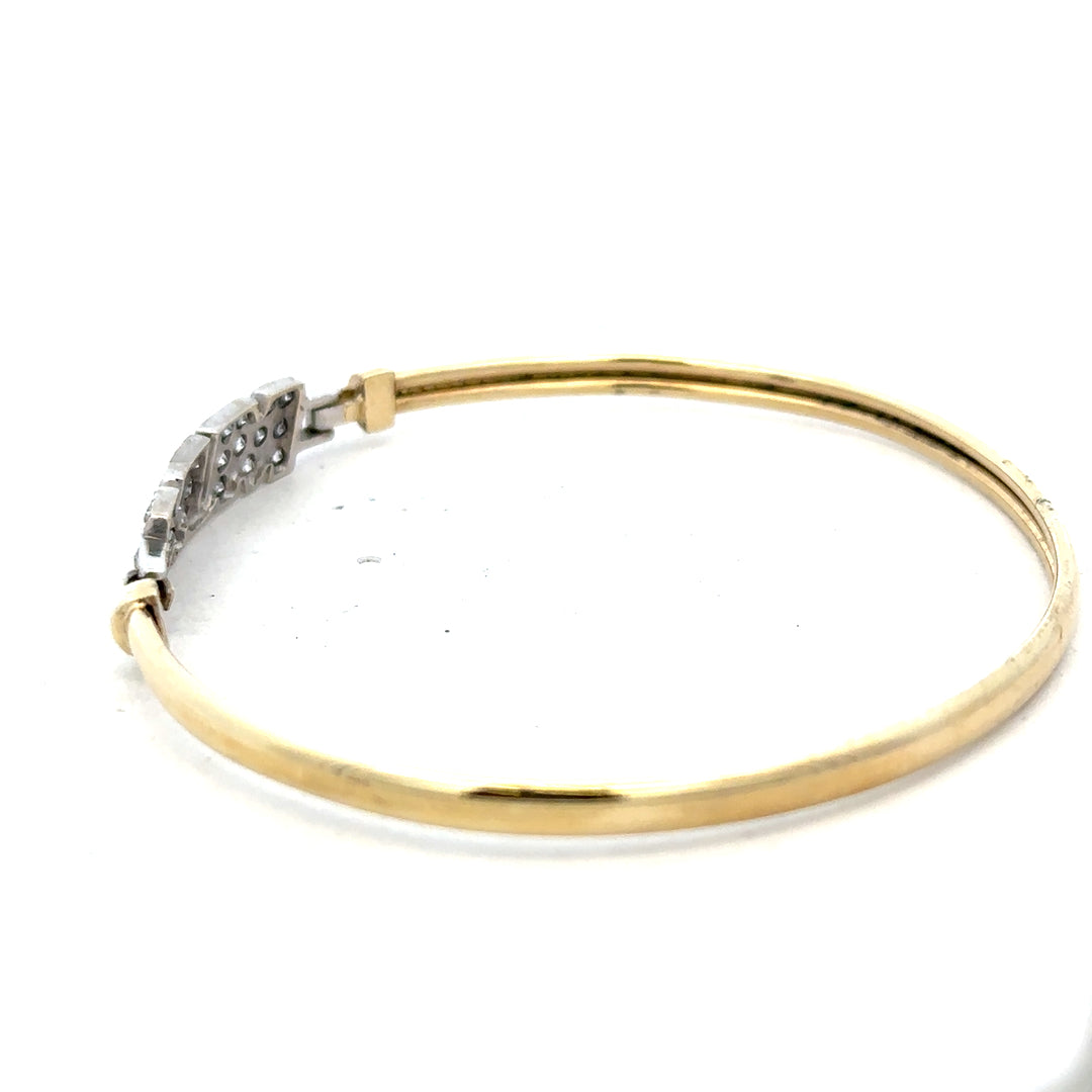 9ct yellow gold MUM bangle weighing 5.3g, unbranded, with a smooth polished finish and classic design.