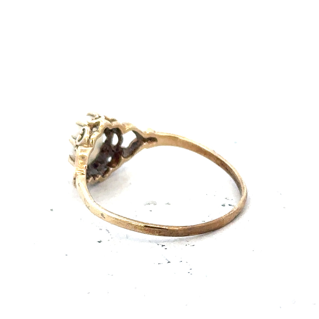 9ct yellow gold opal ring in size P with vibrant multicolored opal gemstone set in a polished gold band