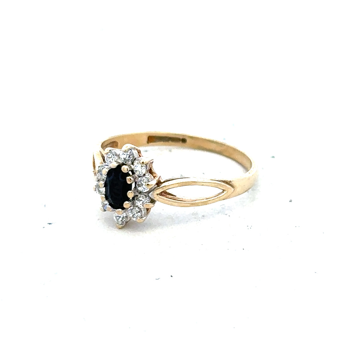 9ct yellow gold ring in size L, unbranded, featuring a smooth, polished band with a classic design.