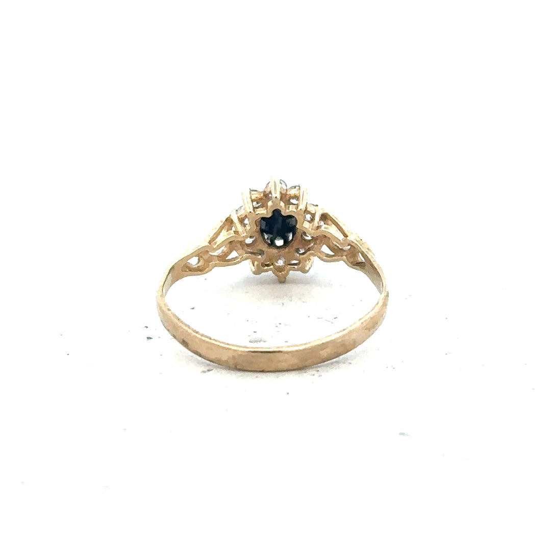 9ct yellow gold ring in size L 1/2, featuring a smooth polished band, unbranded jewelry piece with a classic style.