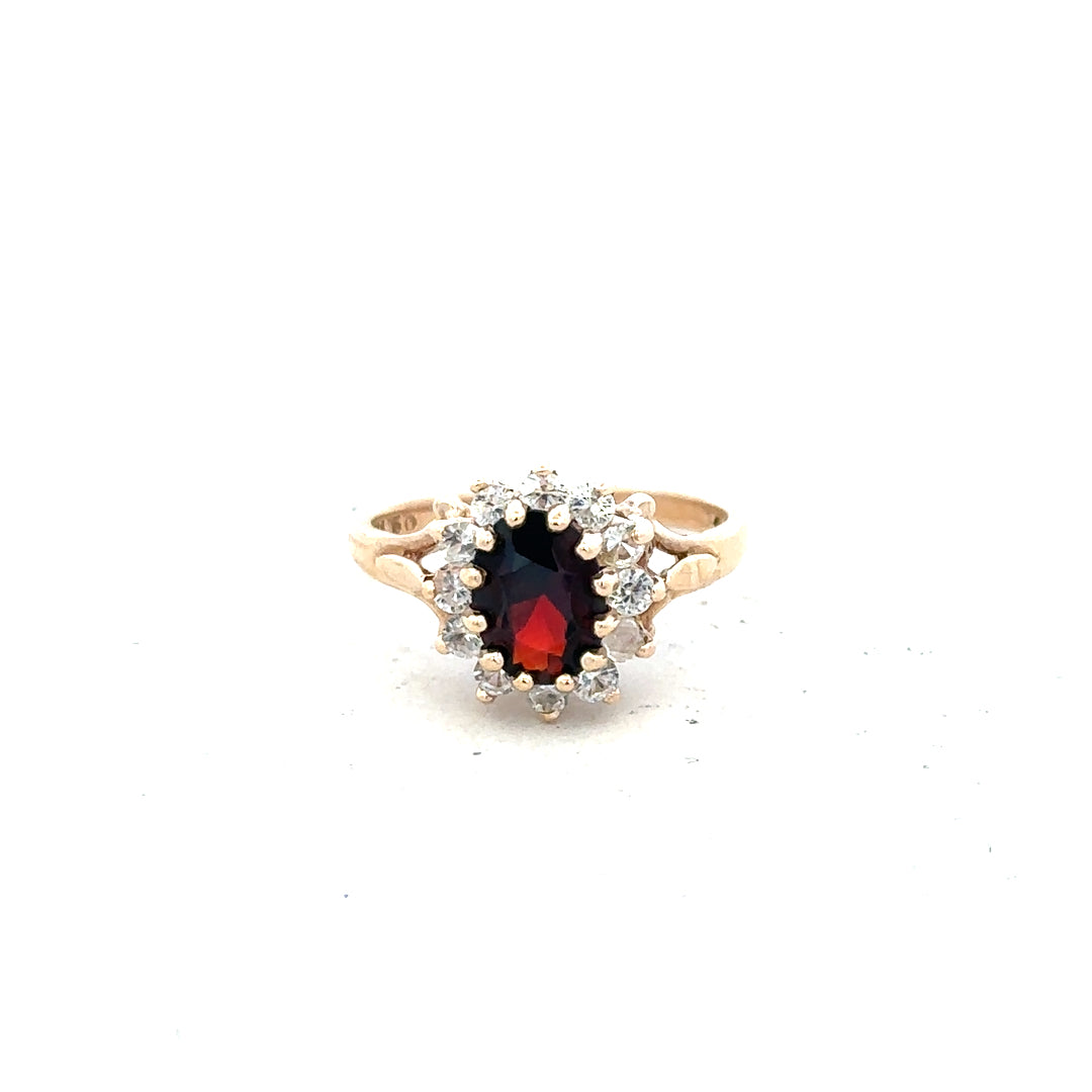 9ct yellow gold ring in size M with a smooth band, unbranded jewelry accessory, shown on a plain background.