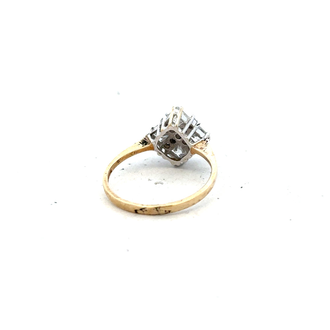 9ct yellow gold ring in size M with a smooth band, unbranded, displayed on a neutral background.