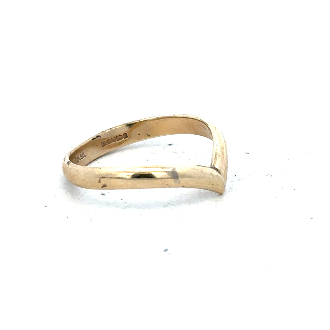9ct yellow gold ring in size M with a smooth polished band, unbranded, displayed on a neutral background.
