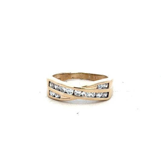 9ct yellow gold ring size M with polished finish, unbranded jewelry accessory, detailed close-up of the gold band.