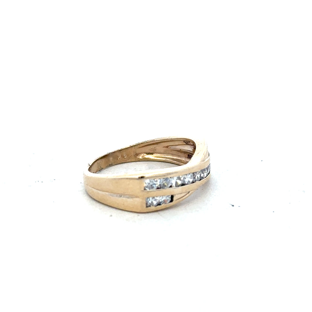 9ct yellow gold ring in size M with a smooth band, designed for elegant jewelry wear.