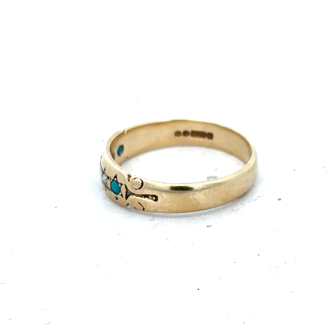 9ct yellow gold ring in size M with a smooth polished finish, unbranded jewelry piece.