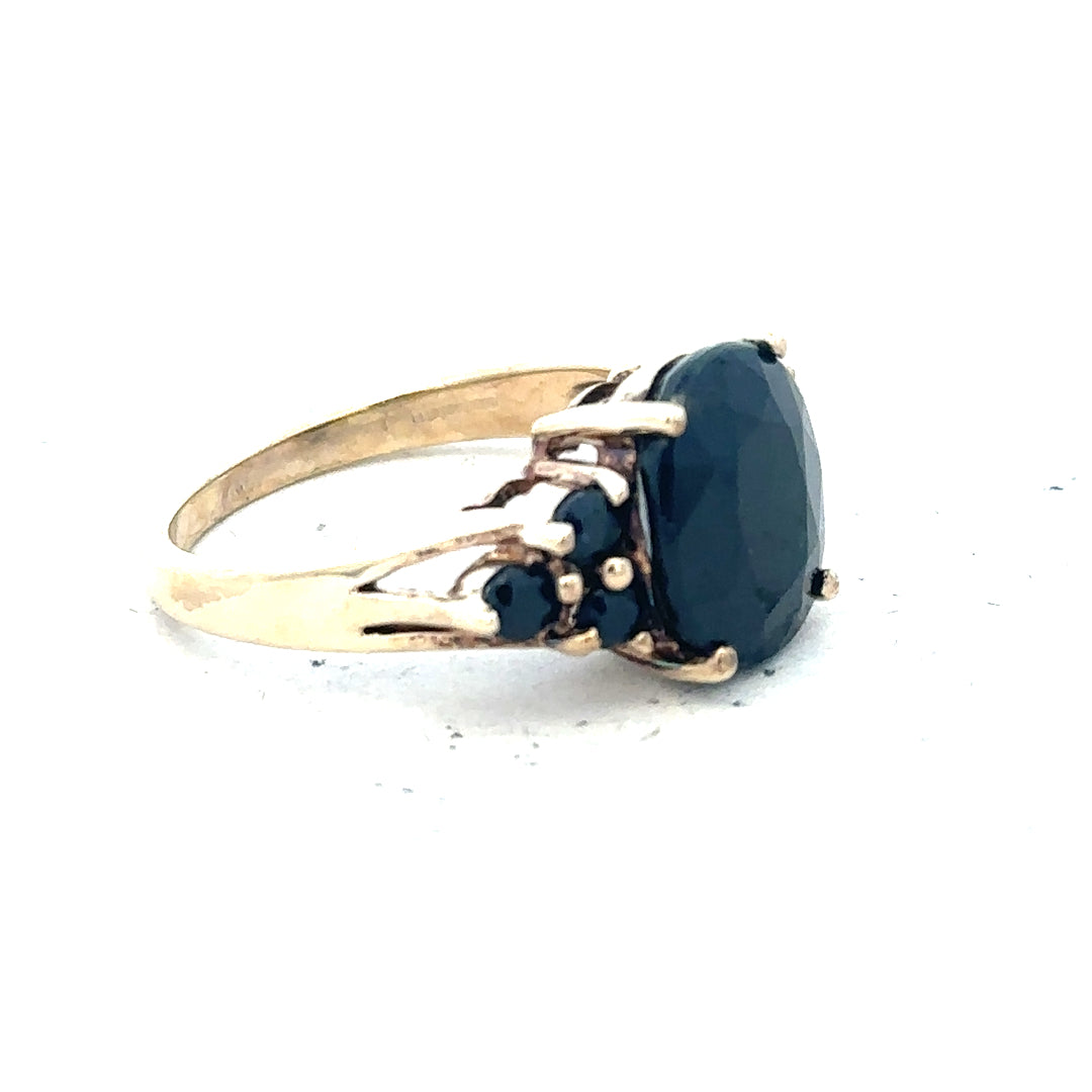 9ct yellow gold ring in size M1/2, featuring a smooth polished band with a classic design.
