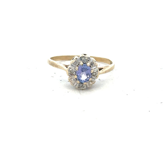 9ct yellow gold ring in size M1/2, featuring a smooth polished band, unbranded jewelry for elegant everyday wear