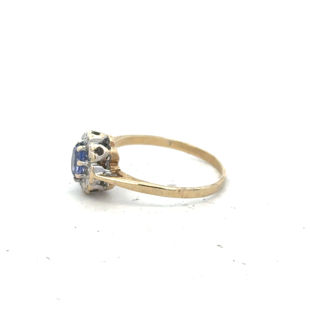 9ct yellow gold ring in size M1/2, featuring a smooth band design, unbranded jewelry for women or as a gift.