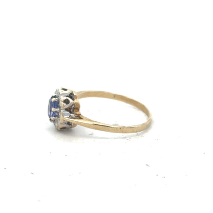 9ct yellow gold ring in size M1/2, featuring a smooth band design, unbranded jewelry for women or as a gift.