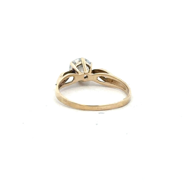 9ct yellow gold ring in size M1/2, featuring a smooth polished band, unbranded, with a classic and elegant design.