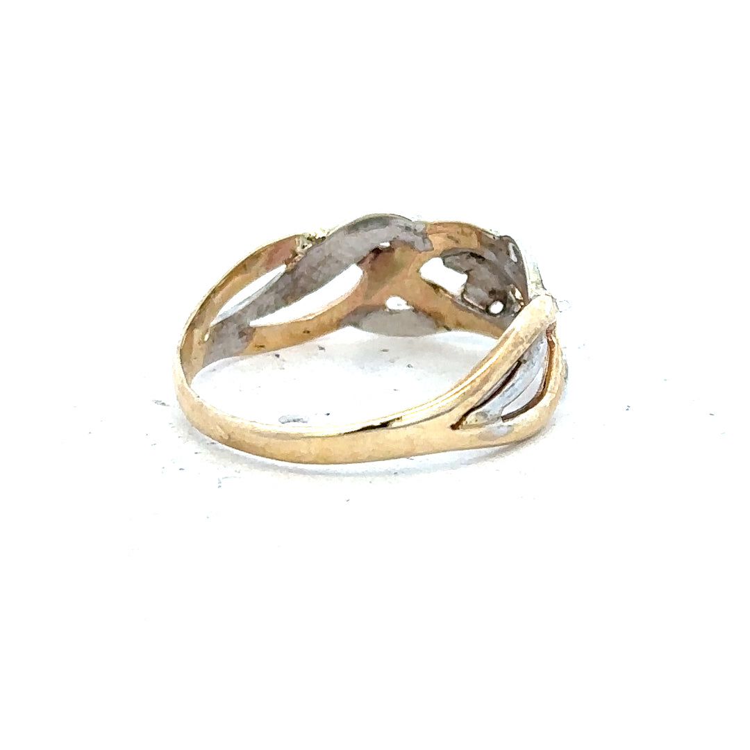 9ct yellow gold ring in size N with a smooth band, unbranded jewelry, shiny and polished surface.