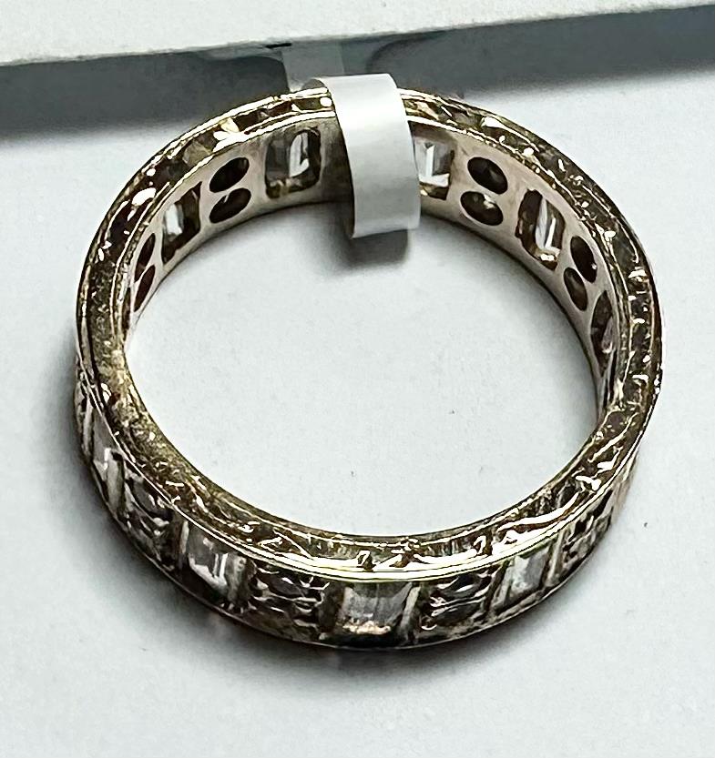 9ct yellow gold ring size N1/2, unbranded, showcasing a smooth, polished band with a classic design.