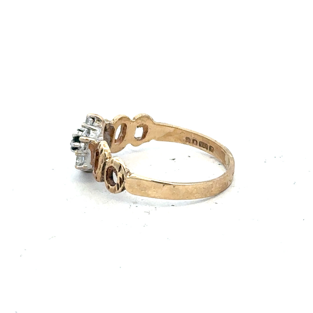 9ct yellow gold ring in size O with a smooth polished band, unbranded jewelry perfect for everyday wear.