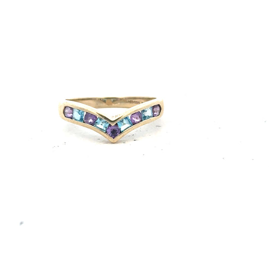 9ct yellow gold ring in size O with a smooth band, unbranded, shown on a plain background.