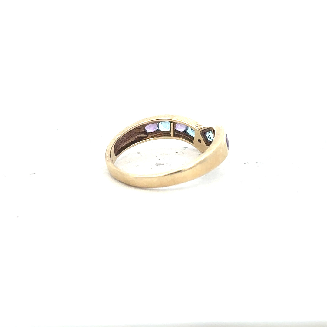 9ct yellow gold ring in size O with a smooth band, unbranded, shown against a neutral background.