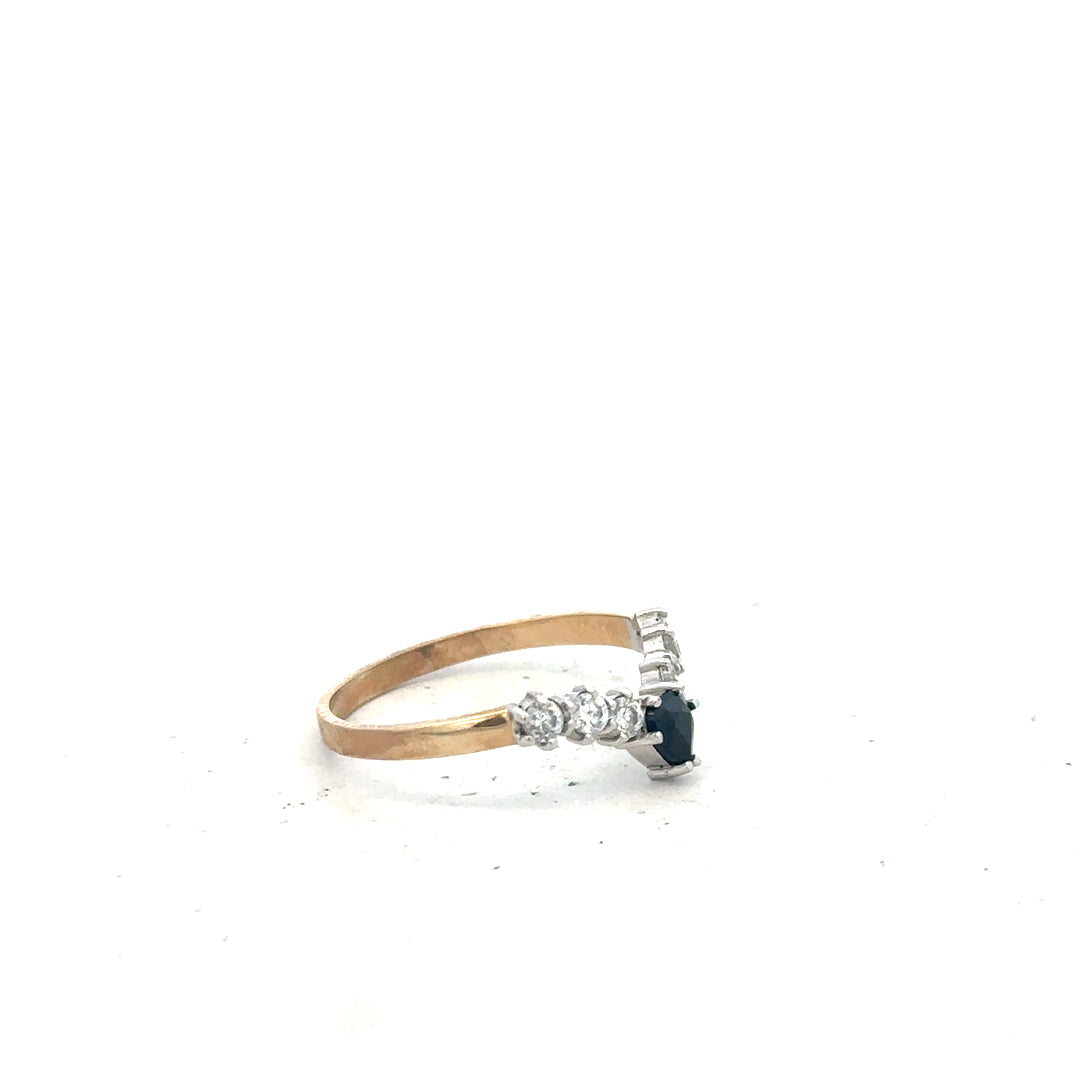 9ct yellow gold ring in size O with a smooth polished finish, unbranded jewelry displayed on a white background.