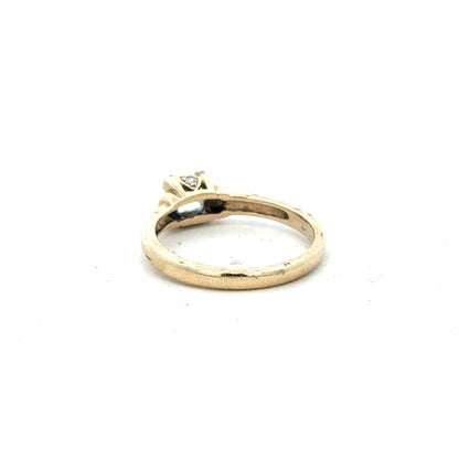 9ct yellow gold ring in size O, featuring a smooth band, unbranded jewelry with a polished finish.