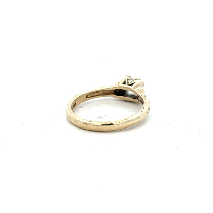 9ct yellow gold ring in size O with a smooth band, unbranded jewelry piece.