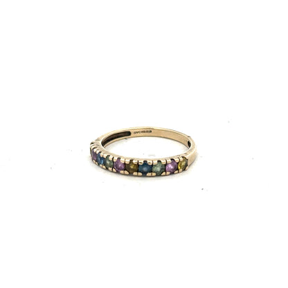 Yellow gold ring in size O with a smooth band, crafted from 9-carat gold, featuring a simple and elegant design.