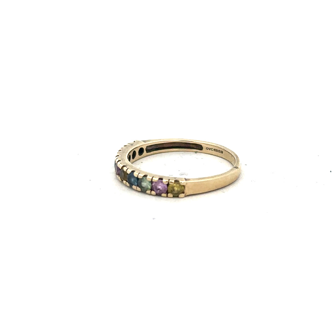 9ct yellow gold ring in size O, unbranded, with a smooth polished finish and classic design.