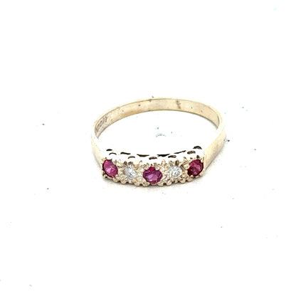 9ct yellow gold ring in size O with a smooth band, unbranded jewelry piece displayed on a plain background.