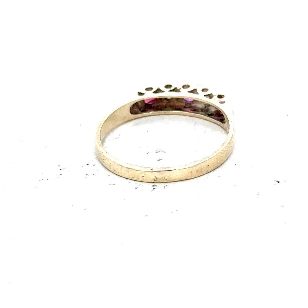 9ct yellow gold ring in size O with a smooth band, unbranded, shown on a neutral background.