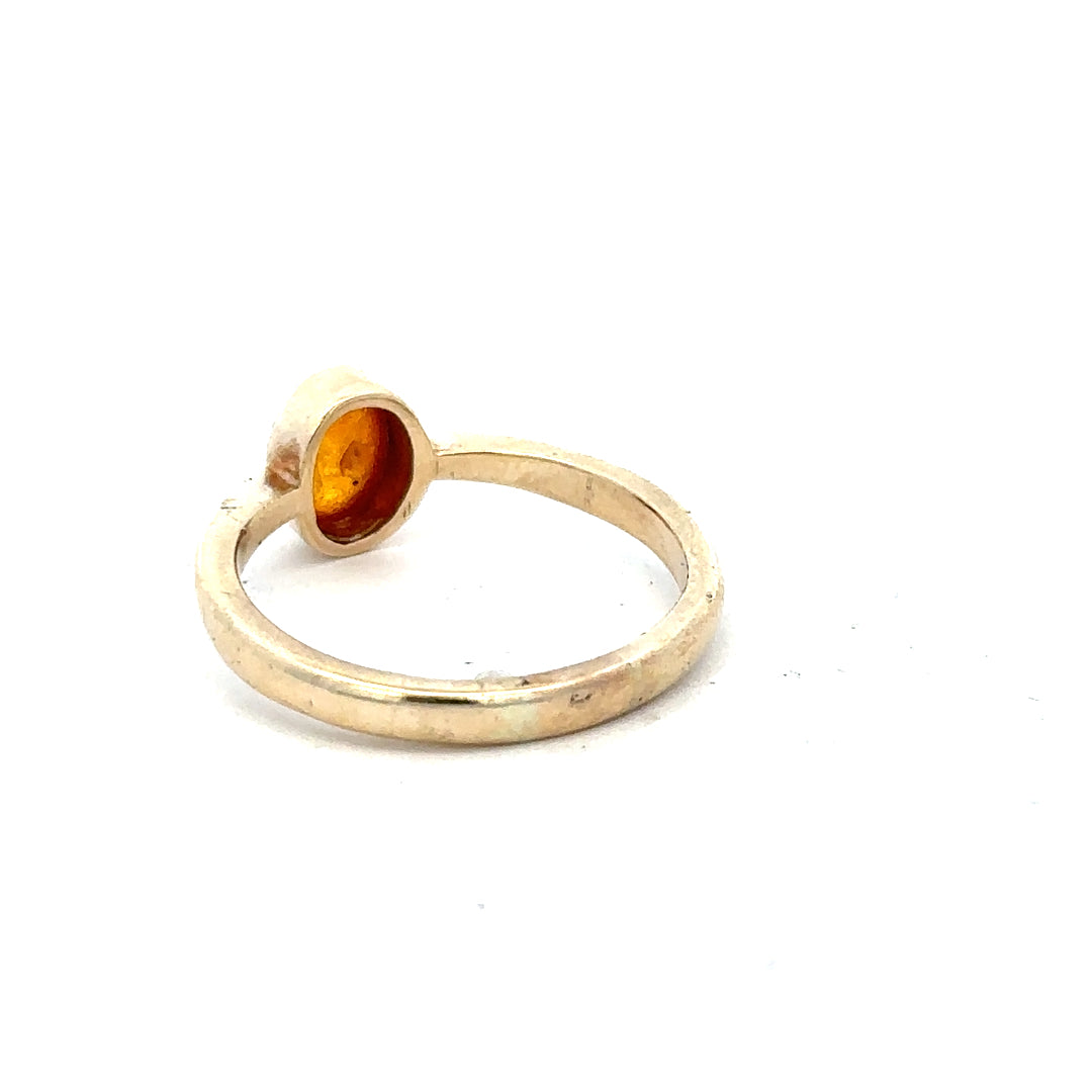 9ct yellow gold ring in size P, featuring a smooth band and polished finish, unbranded jewelry for everyday elegance.