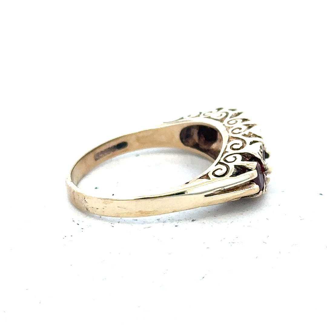 9ct yellow gold ring in size Q with a smooth band, showcased on a neutral background. Unbranded jewelry piece.